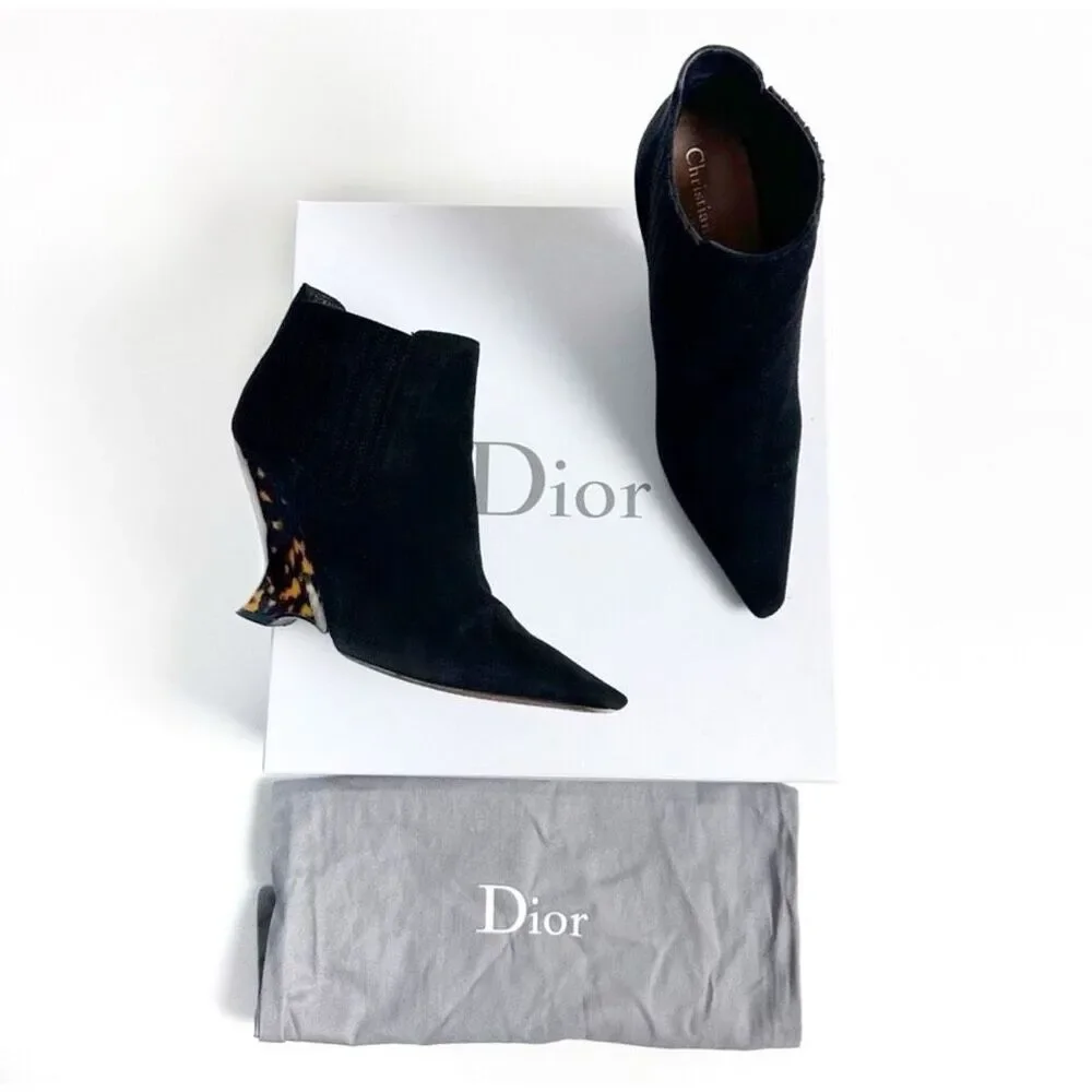 DIOR Optic-D Black Suede Chelsea Ankle Boot 37.5 Sculpted Tortoiseshell Wedge